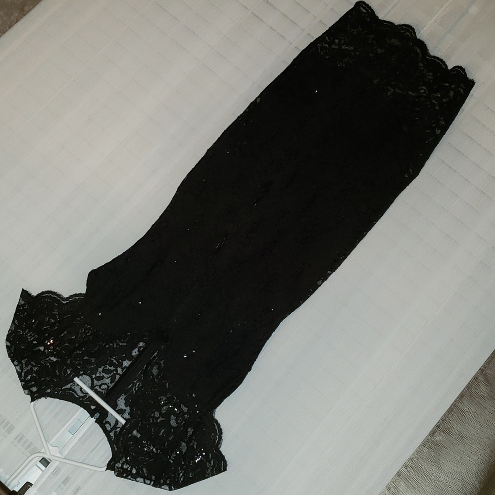 Black lace short sleeve shimmery dress